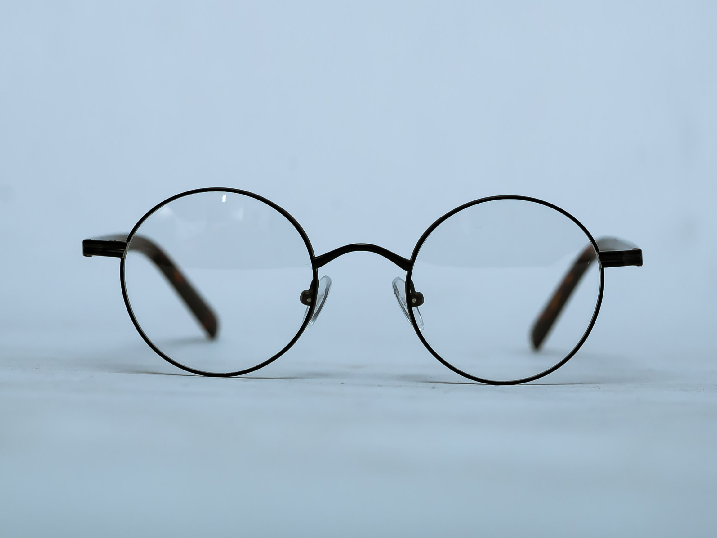 trending eyeglasses male