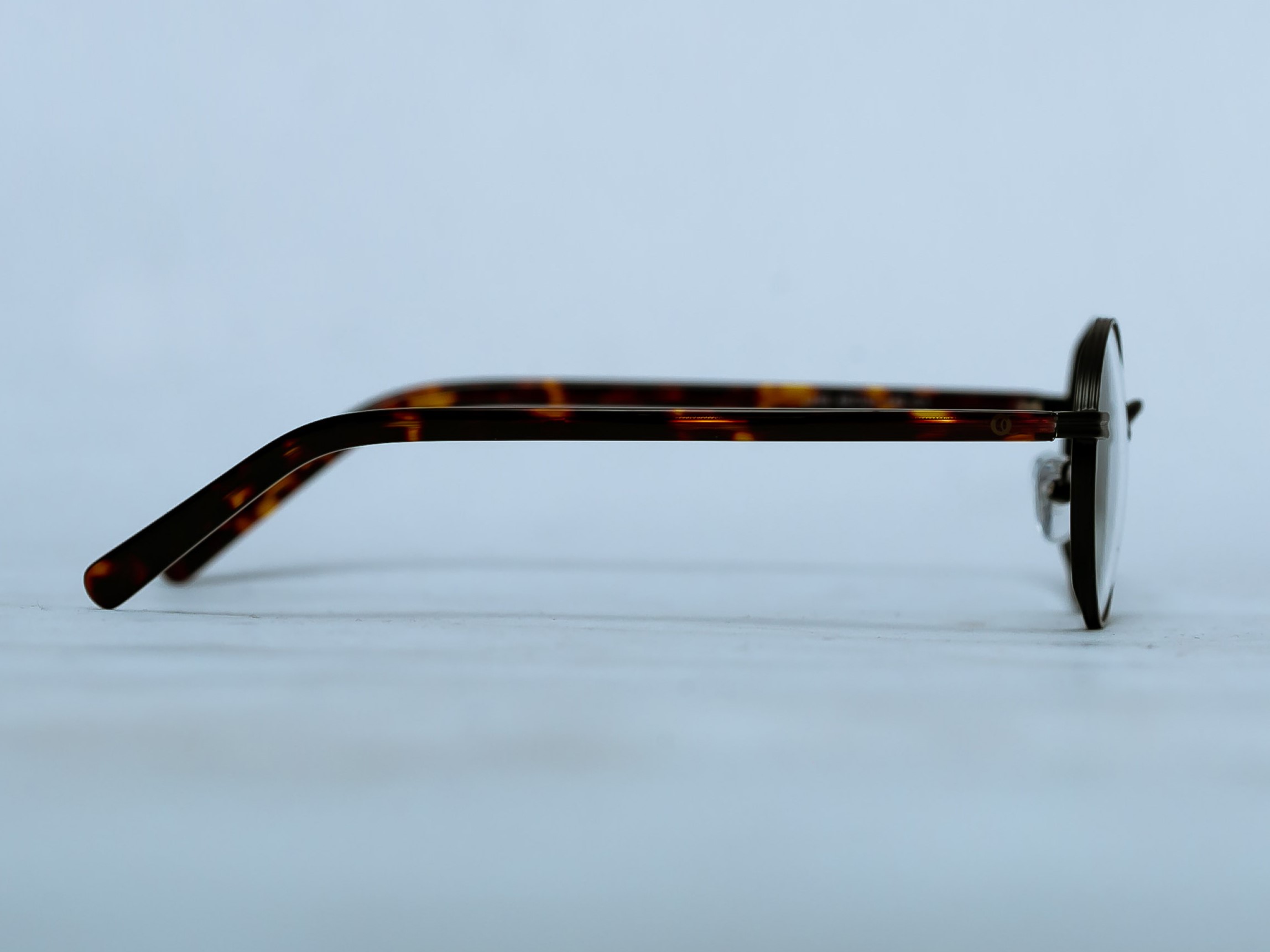 trending eyeglasses male