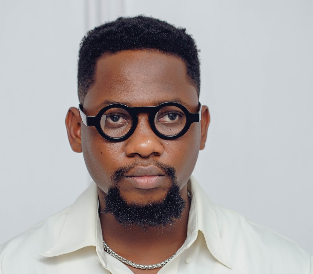 trending eyeglasses male